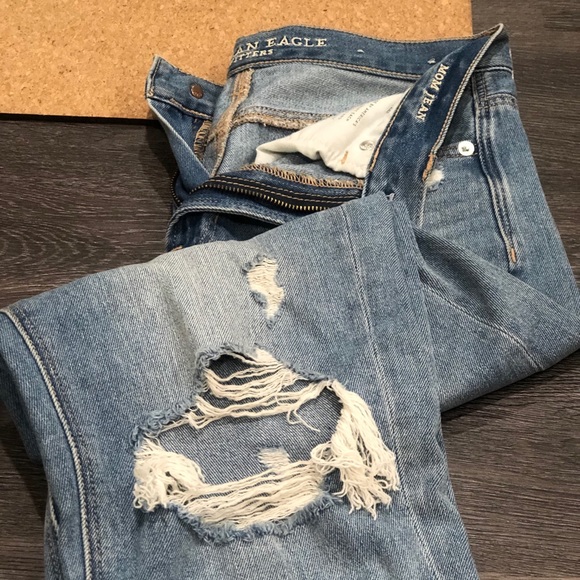 SOLD - Mom Jean - Picture 1 of 3